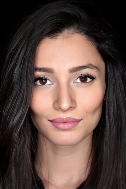 Ayşe Akın backdrop