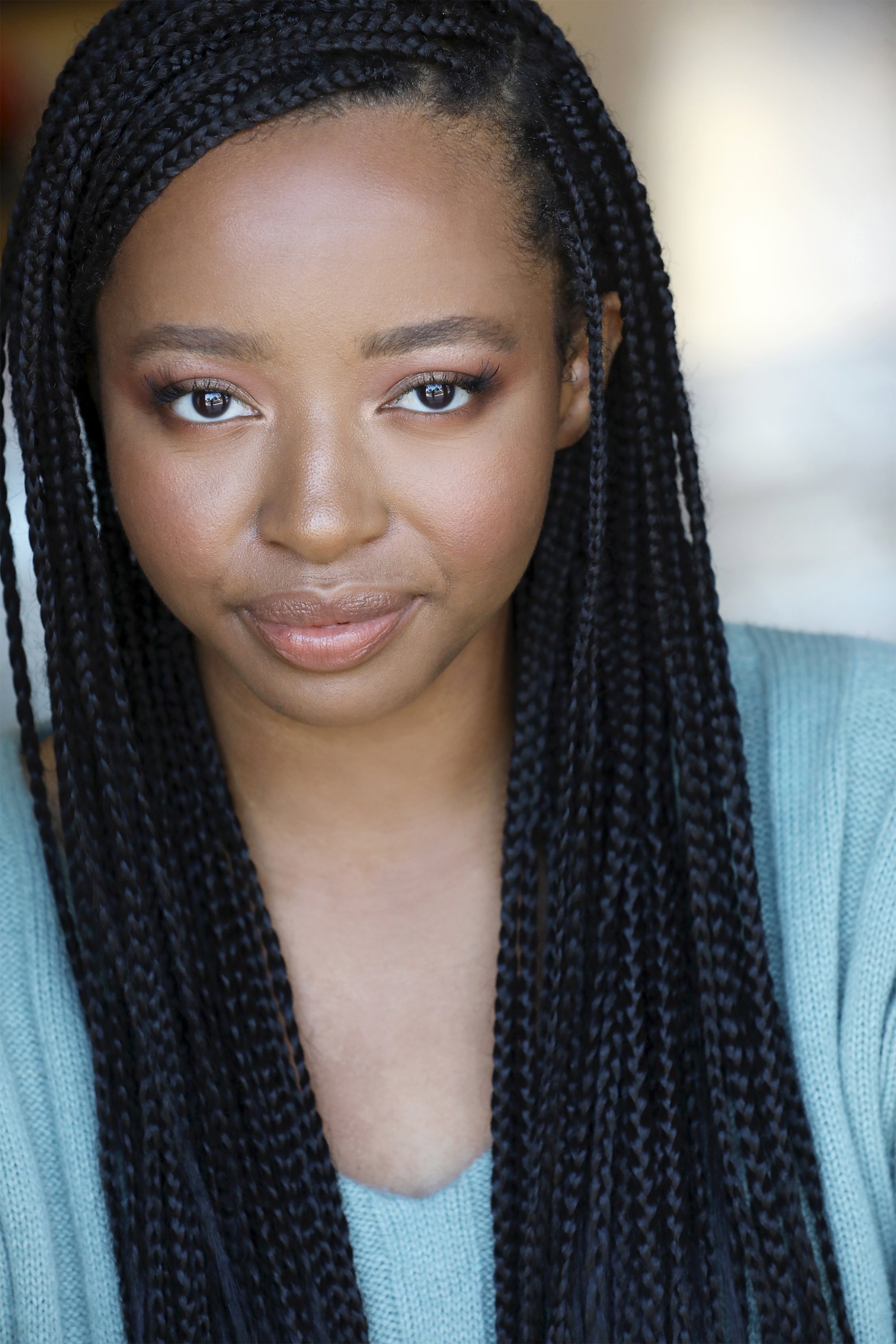 Julyza Commodore backdrop