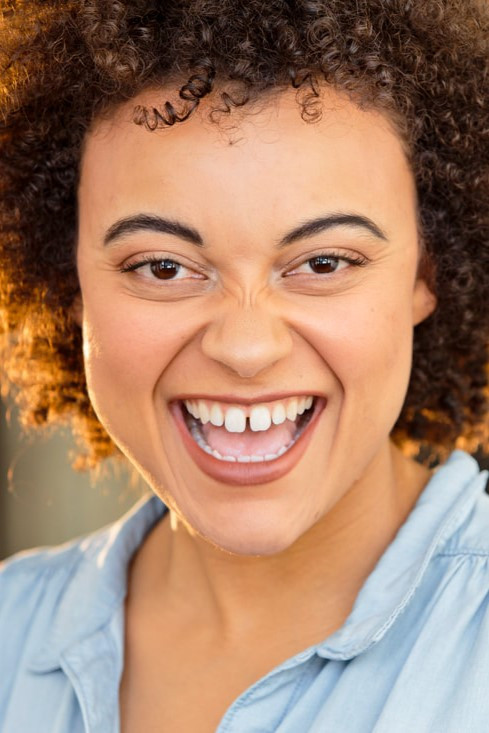 Gemma Pilar Alfaro backdrop