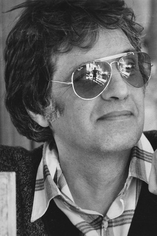 Nikos Nikolaidis backdrop