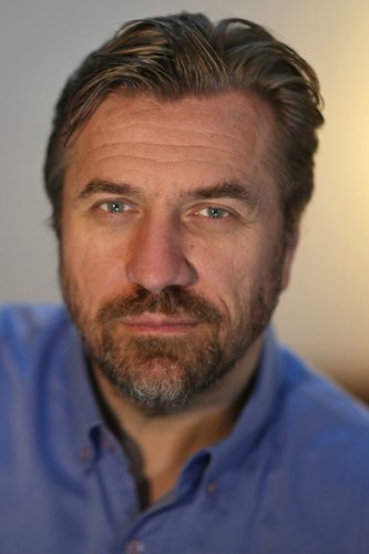 Franck Boss backdrop