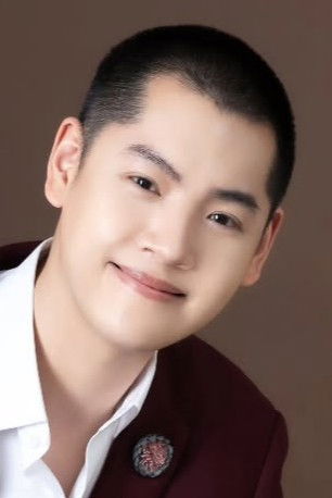 Nontapat Intarasuan backdrop