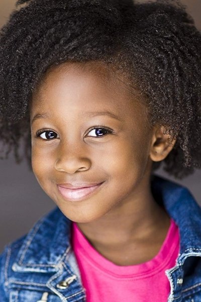 Ava Augustin backdrop