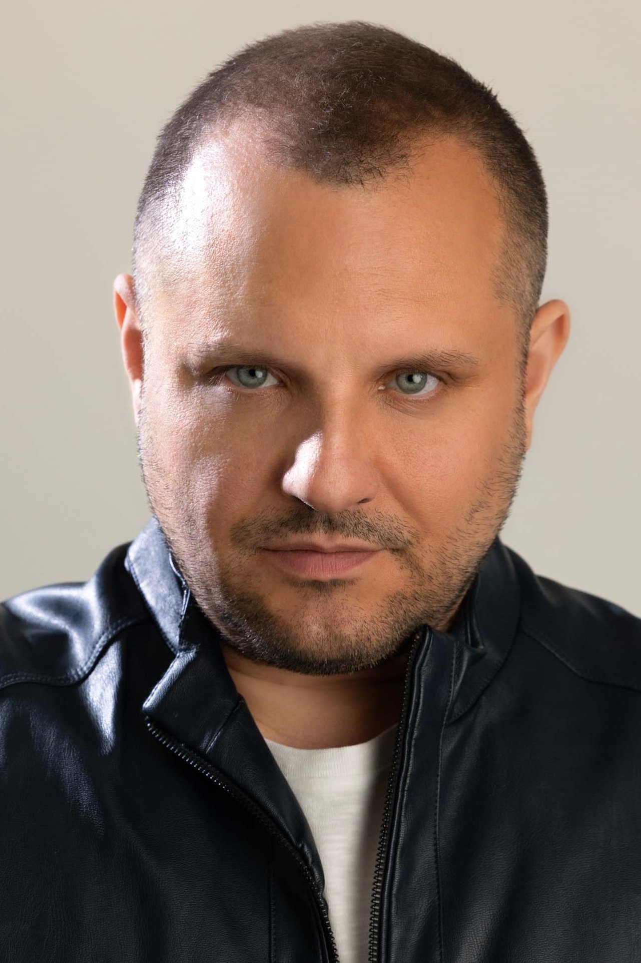 Danny Doherty backdrop