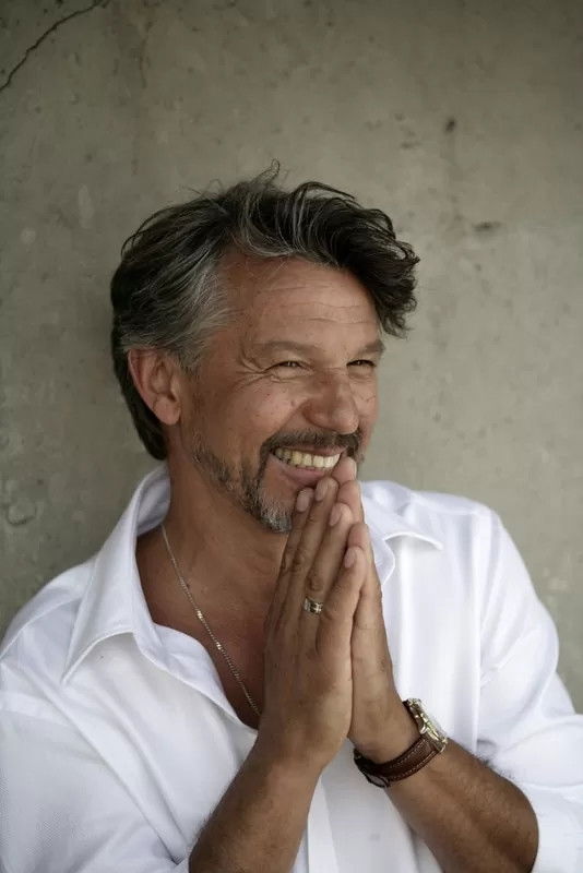 Frigyes Funtek backdrop