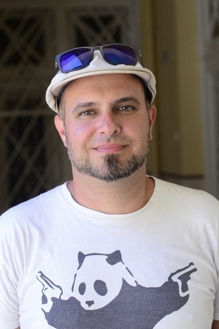 Ádám Felszeghy backdrop