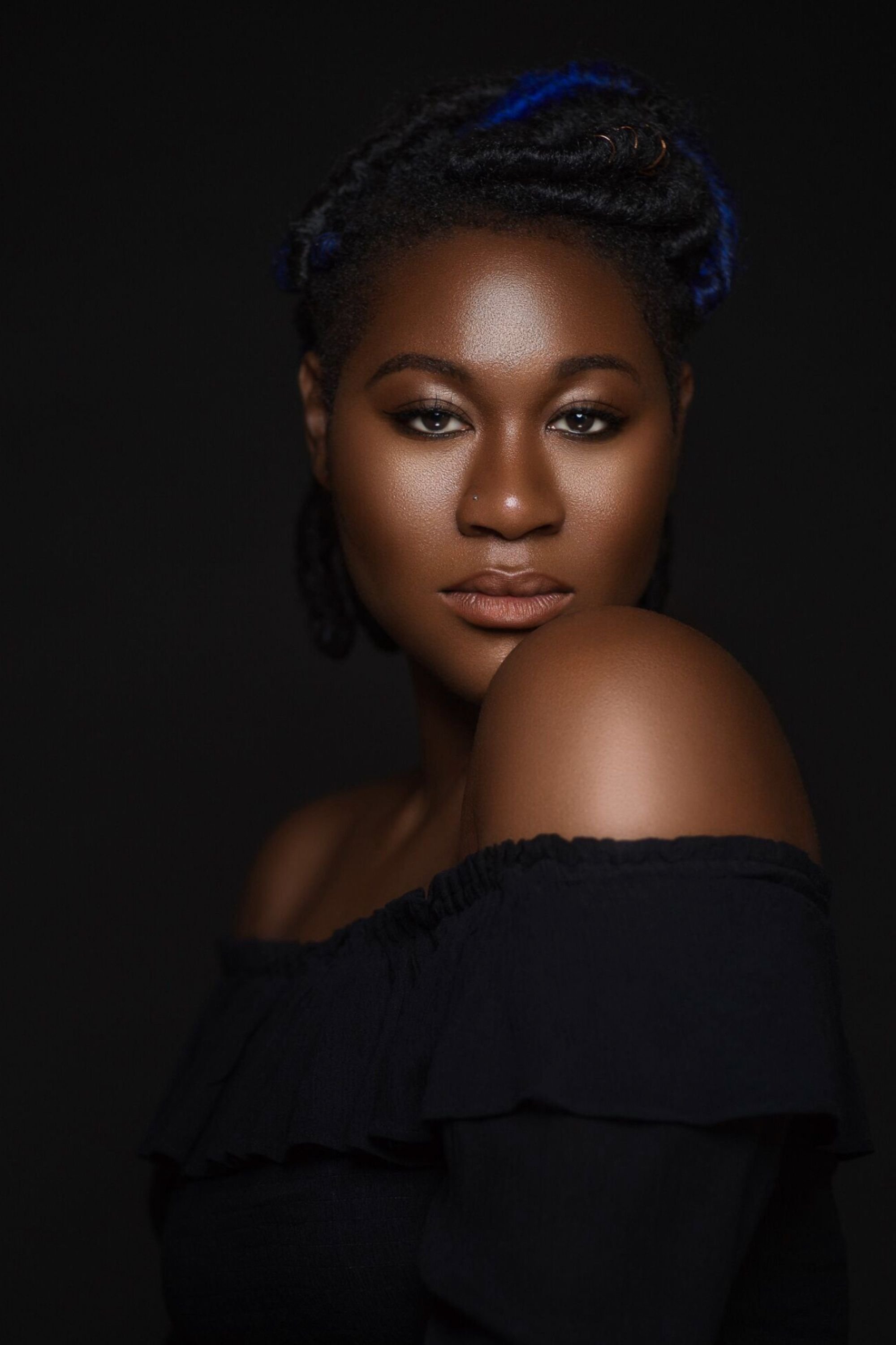 Zenzi Williams backdrop