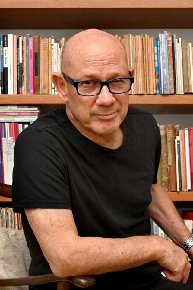 Rami Baruch backdrop