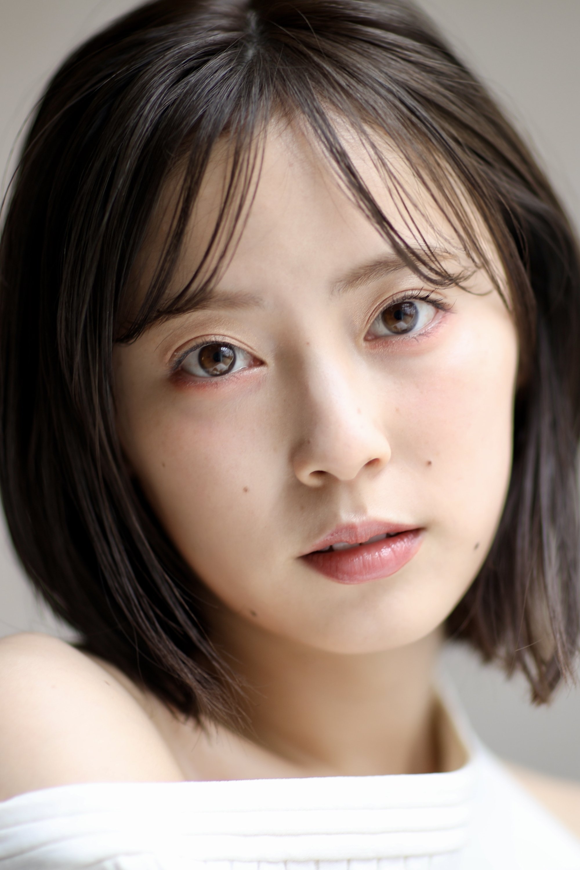 Sarii Ikegami backdrop