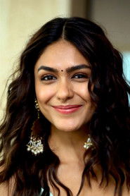 Mrunal Thakur: Mrunal Takur