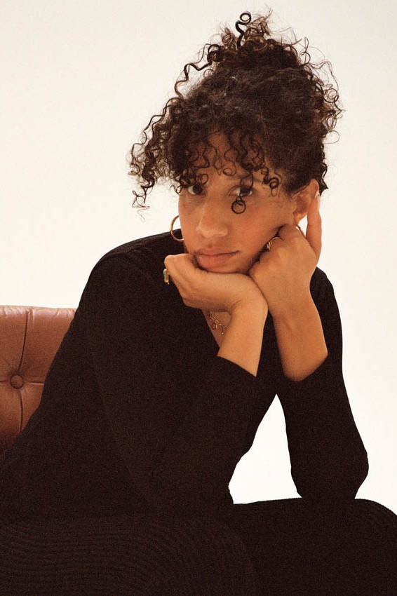 Elvire Duvelle-Charles backdrop