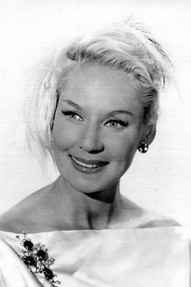 Véronique Deschamps backdrop