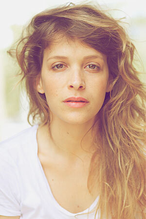 Dafi Alpern backdrop