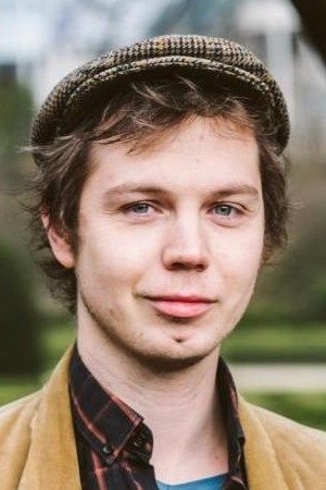 Anton Kouzemin backdrop