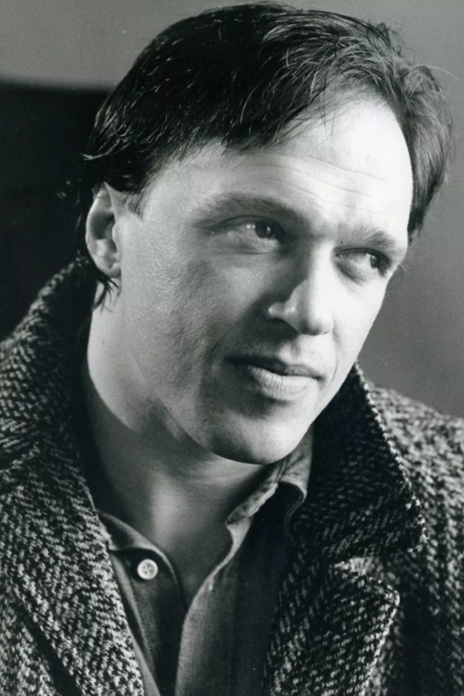 Romano Talevi backdrop