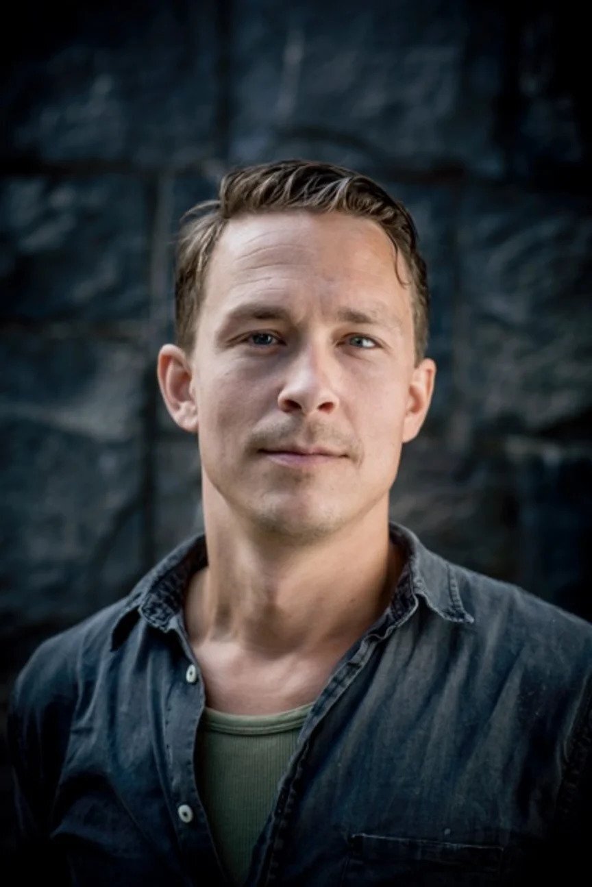 Oscar Töringe backdrop