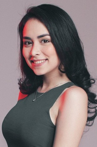 Cherise Castro backdrop