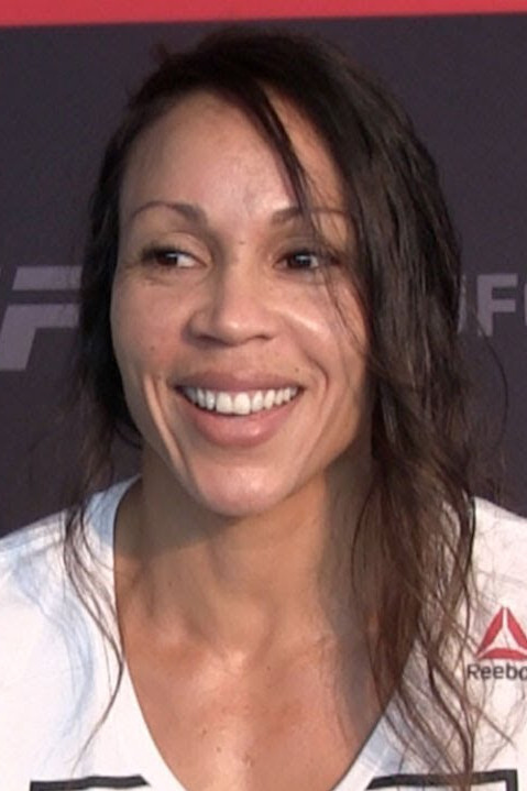 Marion Reneau backdrop