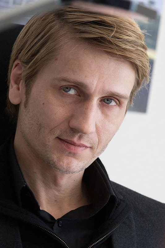 Stanislas Mehrar backdrop