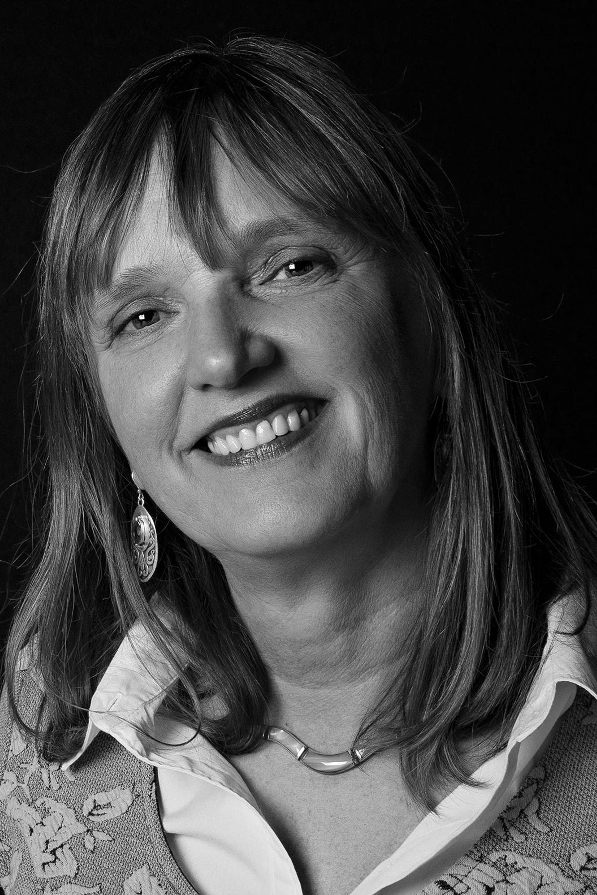 Lusiana Tomasi backdrop