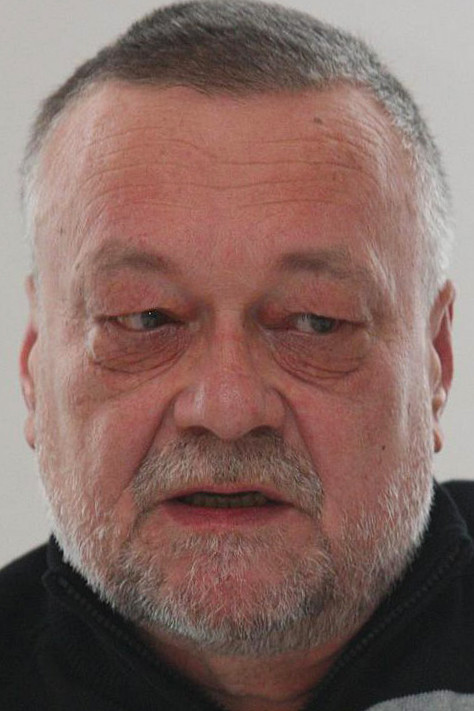 Dušan Sitek backdrop