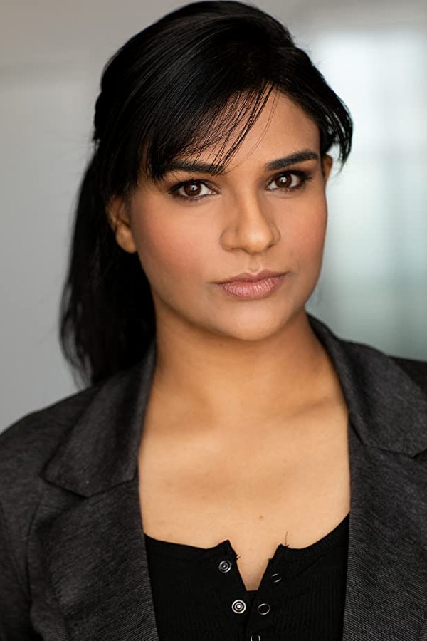 Shaifali Ratti backdrop