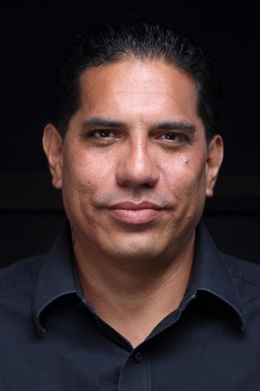 Richard Esteras backdrop