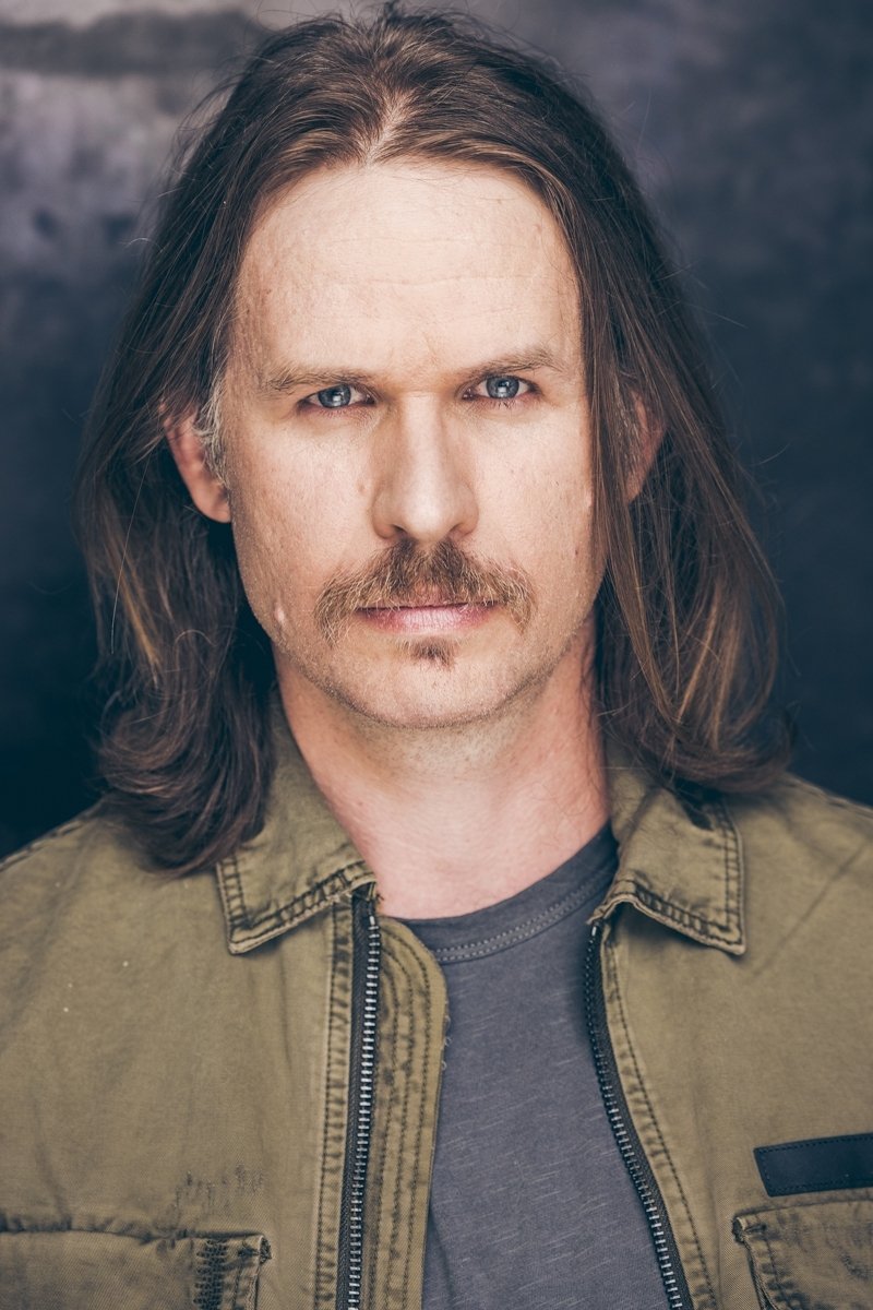 Hugo Pierre Martin backdrop