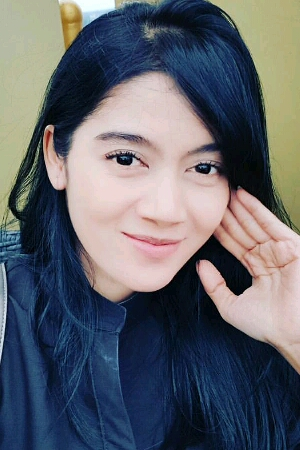 Lisda Oxalis backdrop