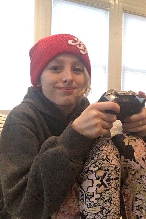 Millie Ramsey backdrop