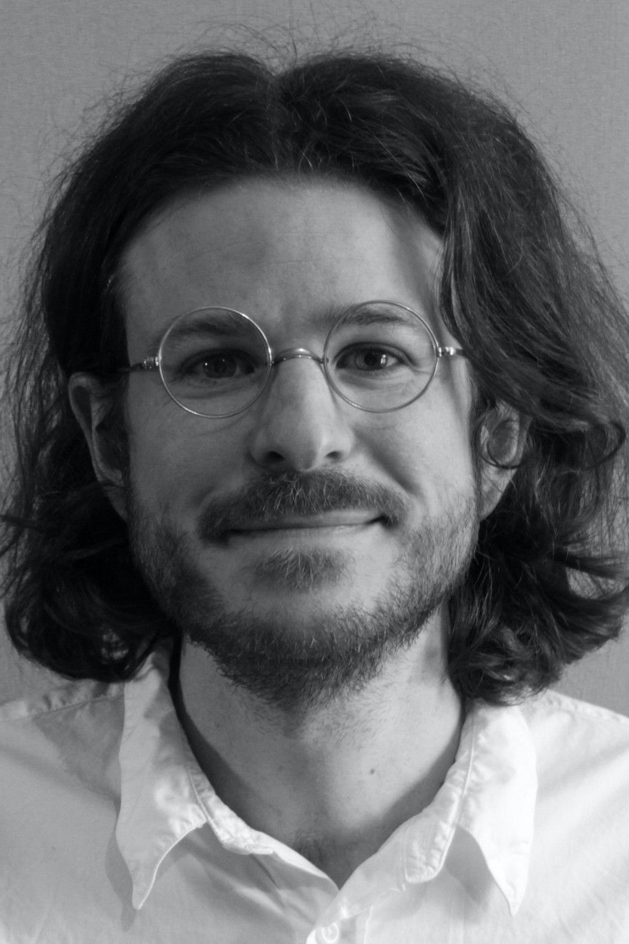 Noah Teichner backdrop