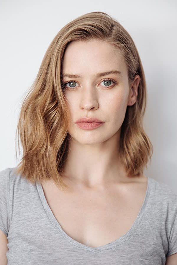 Camille Stopps backdrop