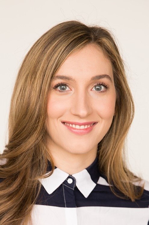 Elizabeth Guest backdrop