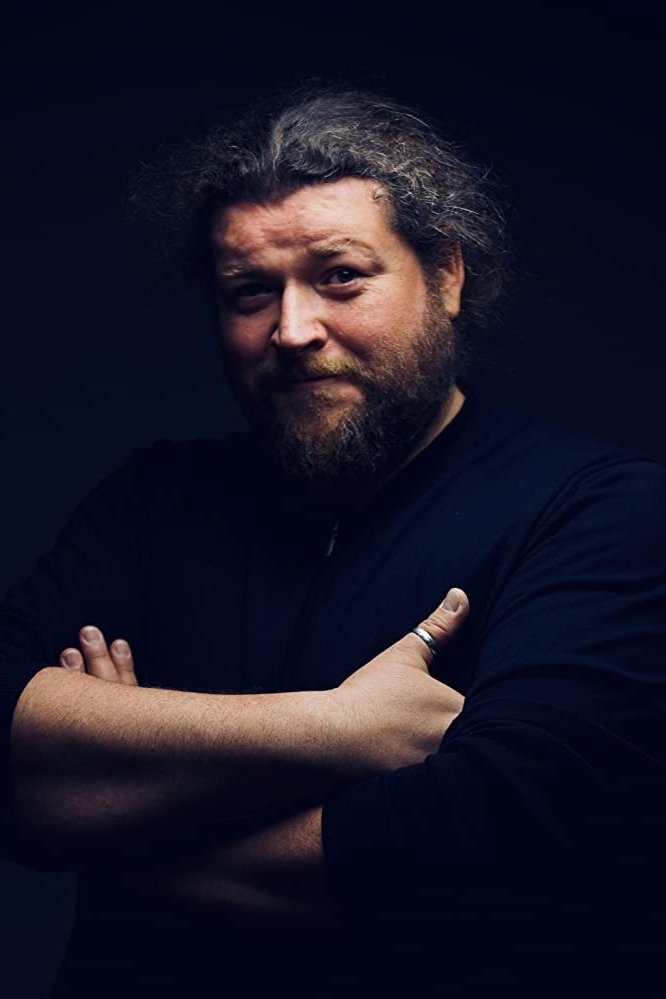 Rafael Banasik backdrop