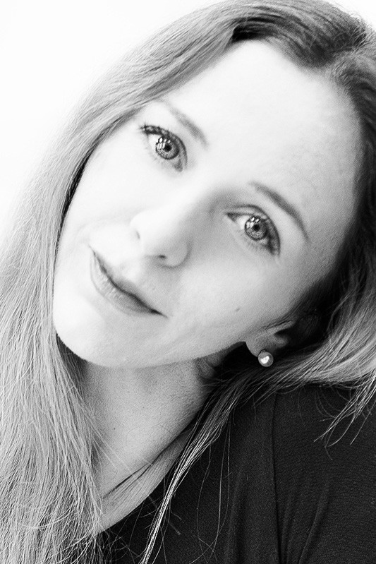 Silvia Azzoni backdrop