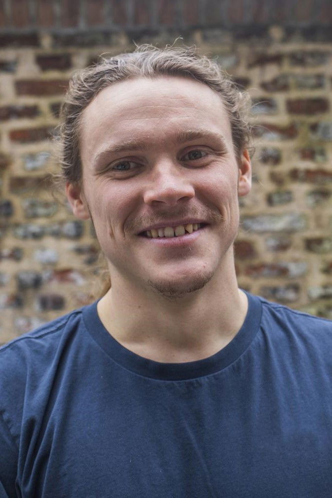 Bastien Dupriez backdrop