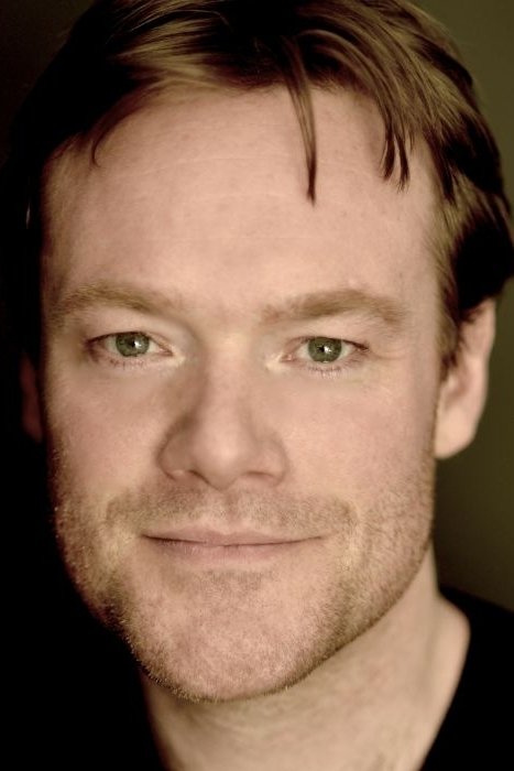 Peter Gaynor backdrop