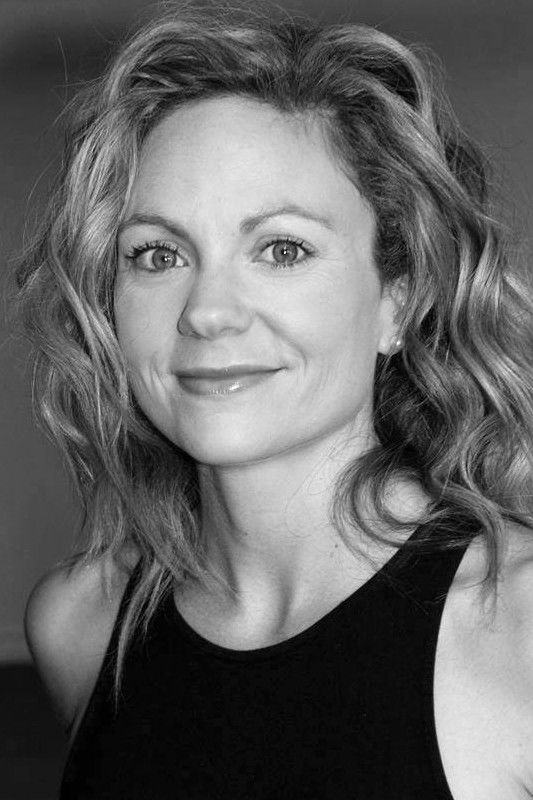 Marie-Pier Labrecque backdrop