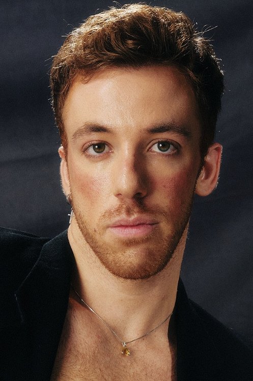 João Côrtes backdrop