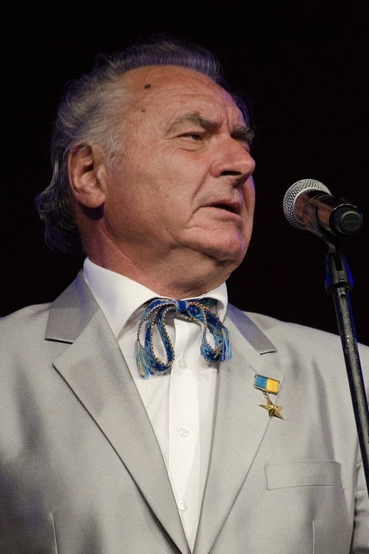 Anatolii Palamarenko backdrop