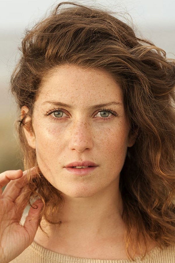 Anna Berentina backdrop