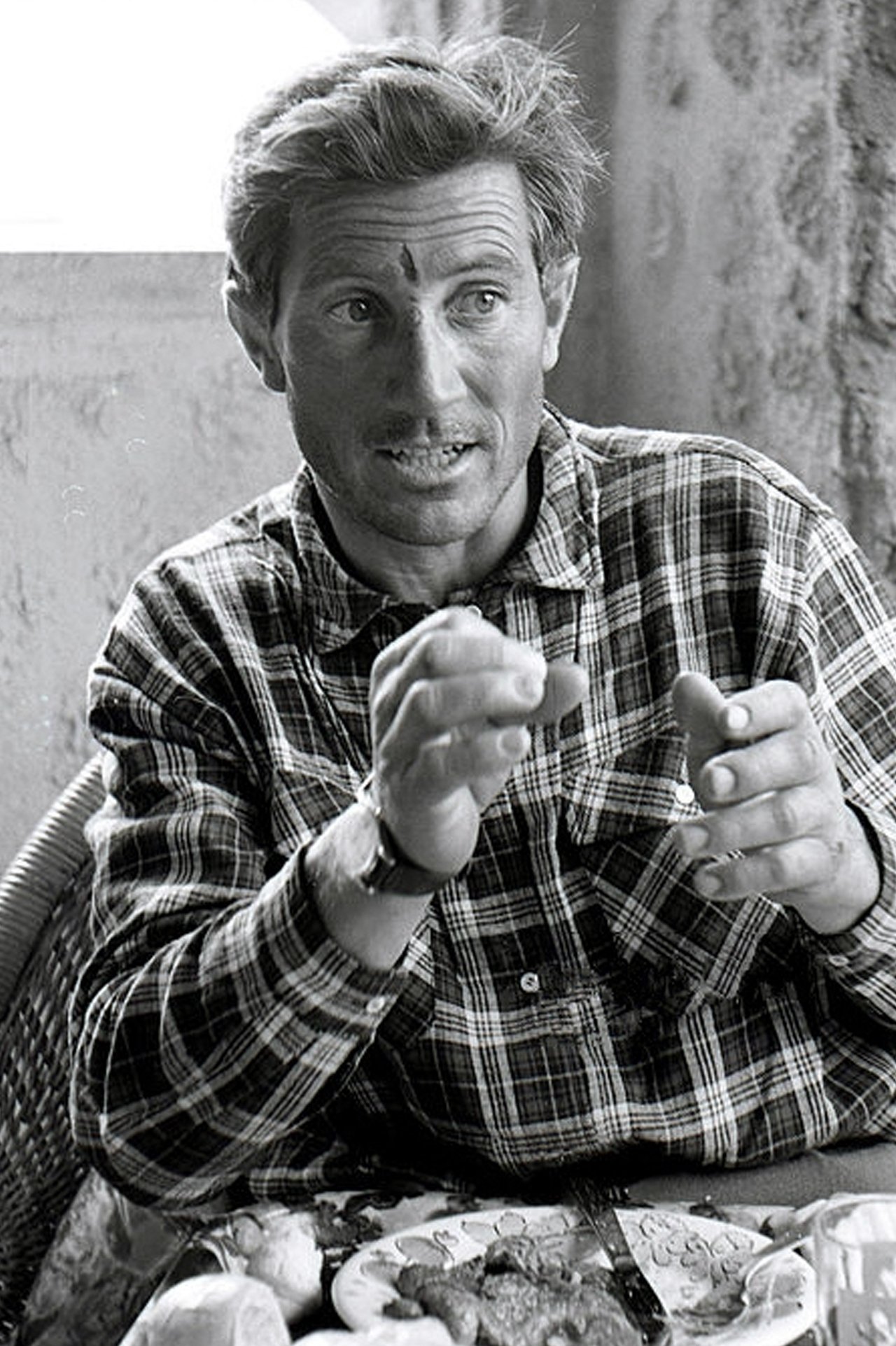 Walter Bonatti backdrop