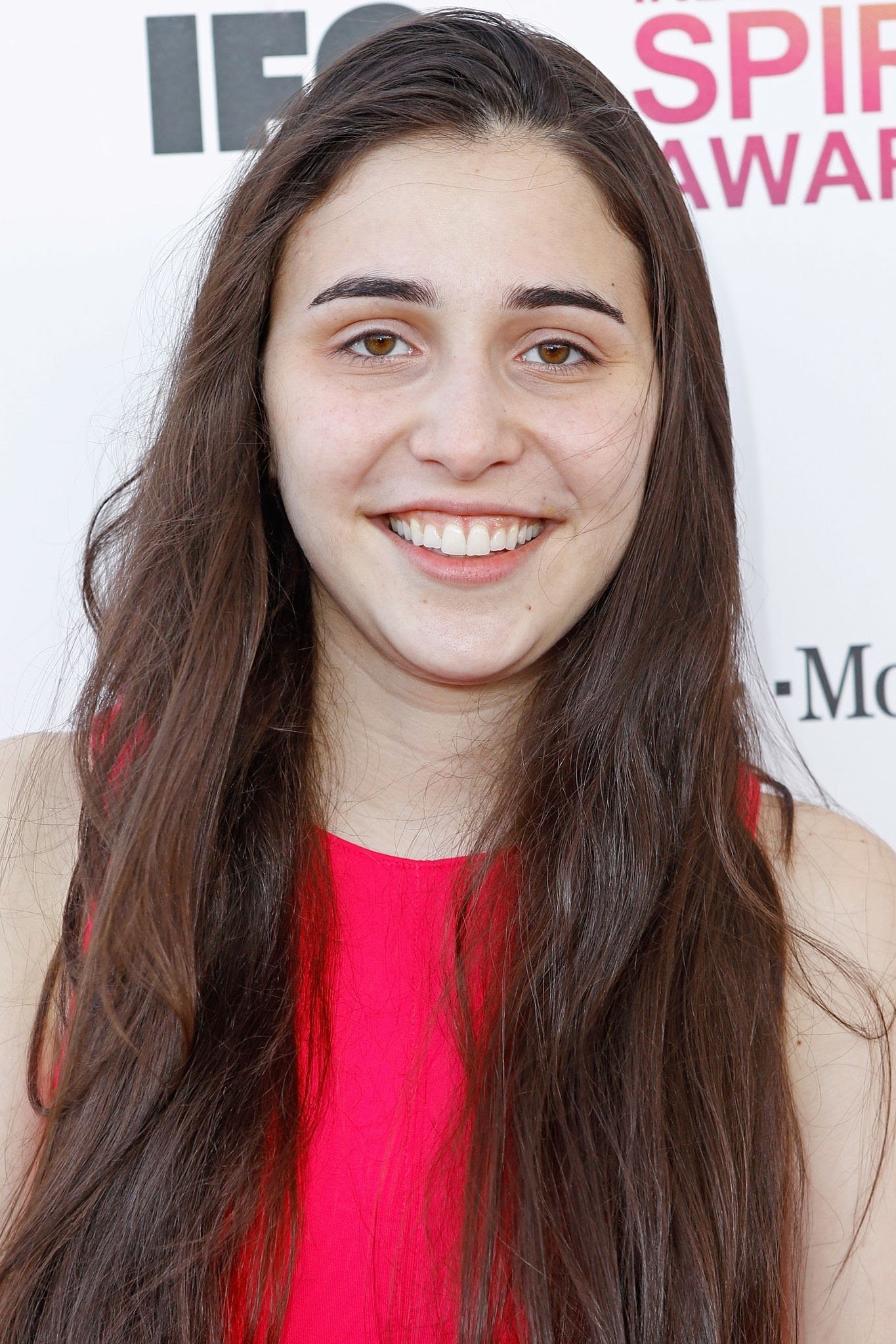 Sophie Savides backdrop