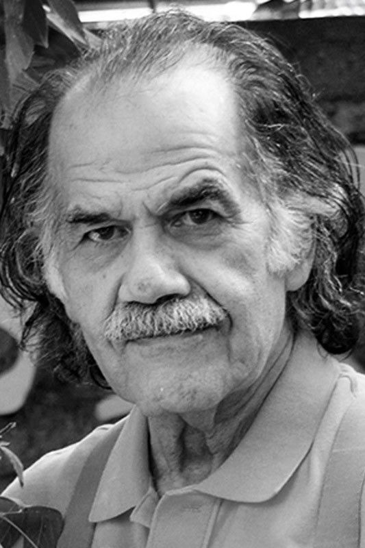 Cyrus Ebrahimzadeh backdrop