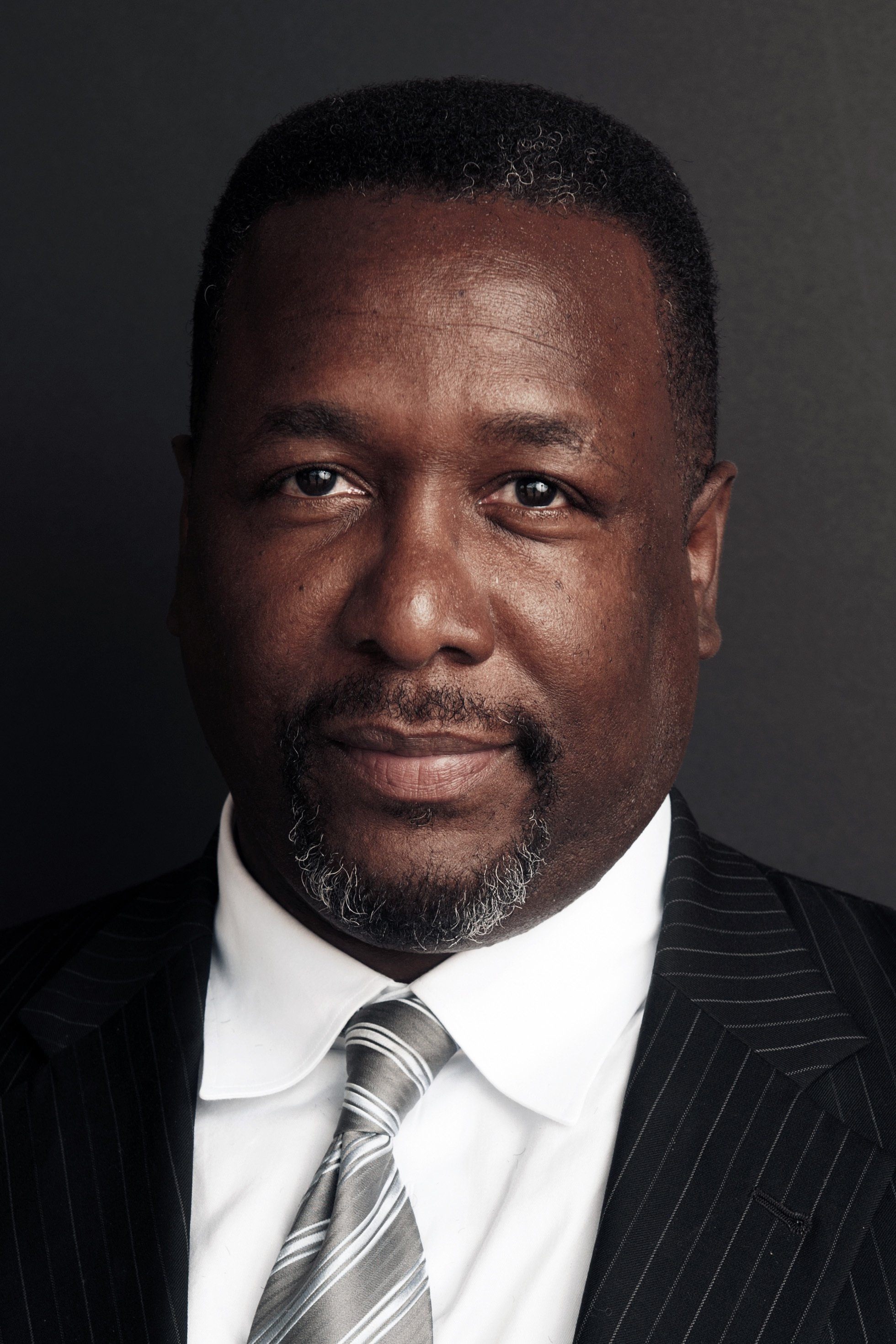 Wendell Pierce backdrop
