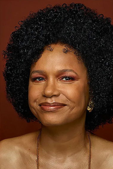 Teresa Cristina backdrop