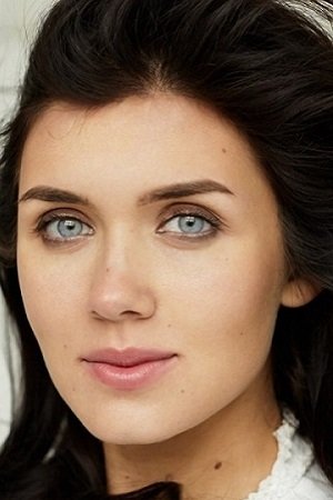 Ekaterina Dar backdrop