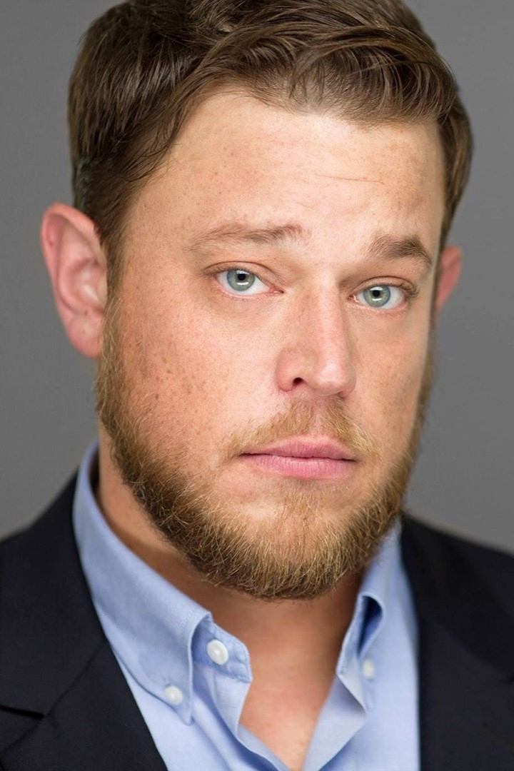 Andrew Kaempfer backdrop