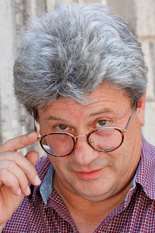 Gábor Maros backdrop