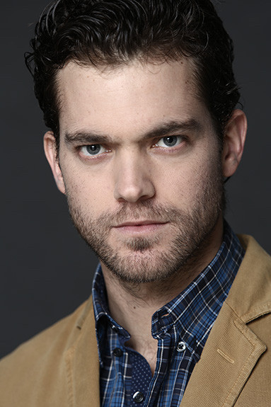 Juan Carlos Rey de Castro backdrop